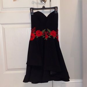 black strapless dress